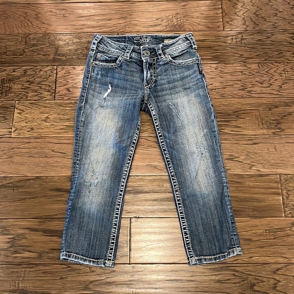 Silver Jeans Suki Surplus Capri Mid Rise Size 26